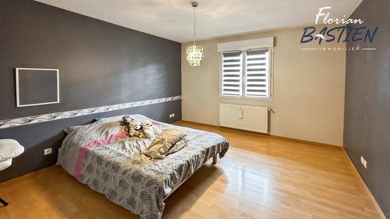 Maison - 181 m² - 8 pièces