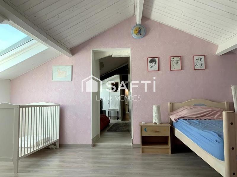 Propriété - 184 m² - 8 pièces