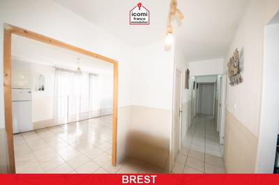 Appartement - 100 m² - 6 pièces