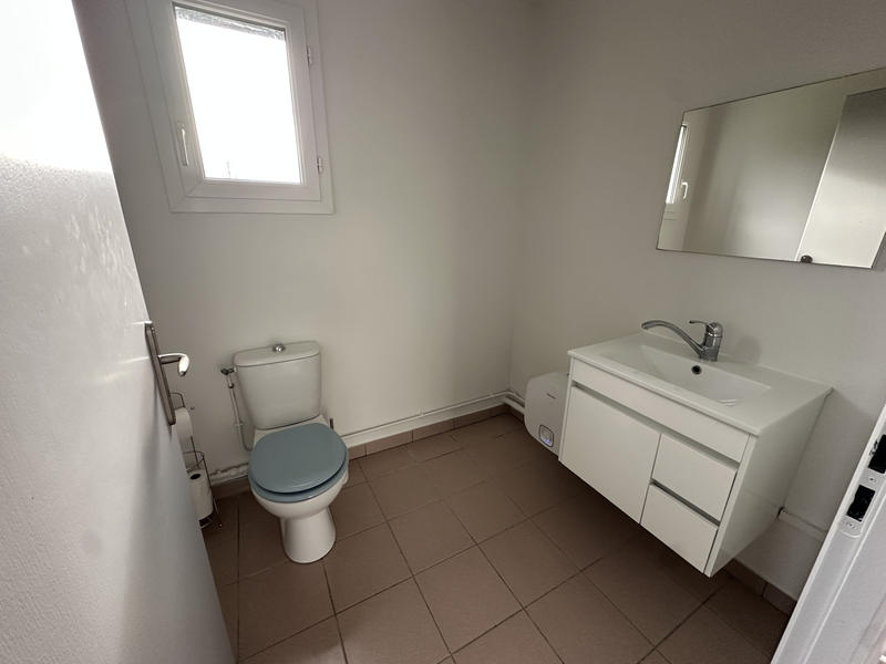 Local commercial - 197 m²