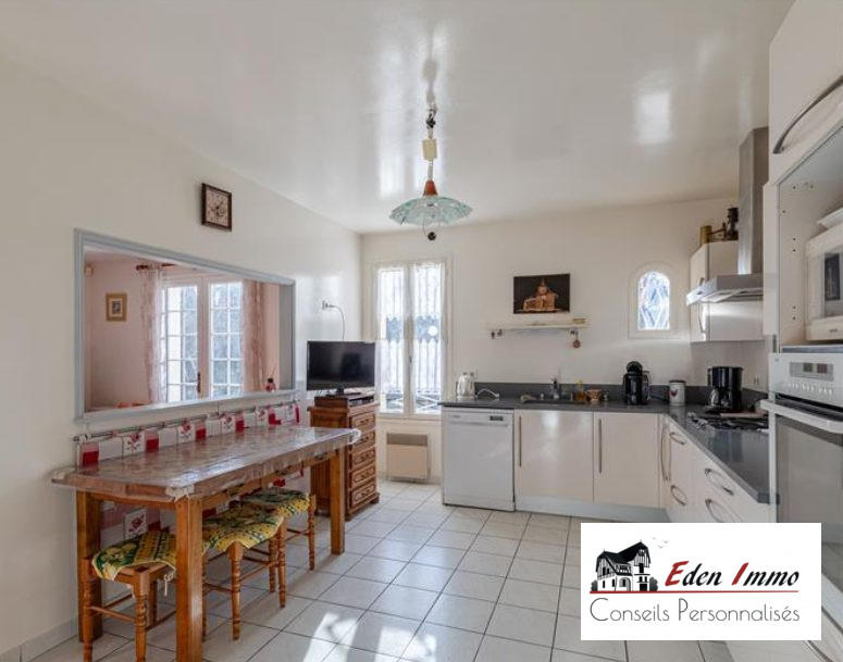 Villa - 230 m² - 8 pièces