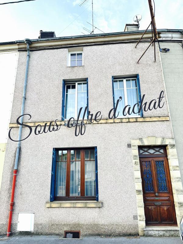 Maison - 89 m² - 6 pièces