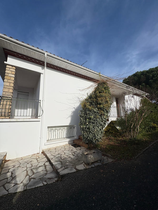 Maison - 120 m² - 5 pièces