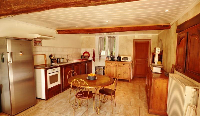 Maison - 395 m² - 16 pièces