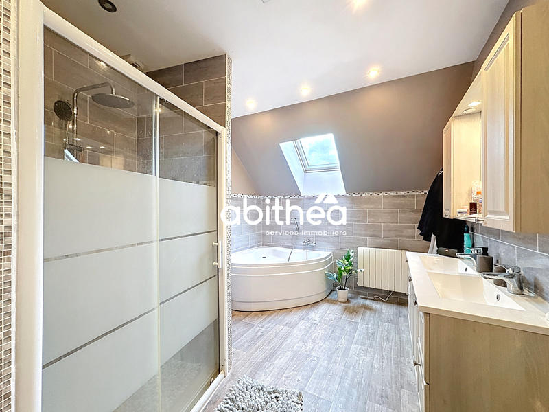 Maison - 172 m² - 5 pièces