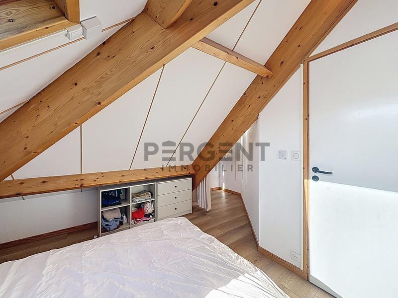 Maison contemporaine - 215 m² - 8 pièces