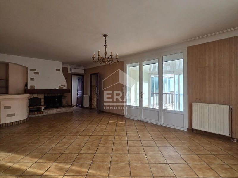 Maison - 179 m² - 7 pièces