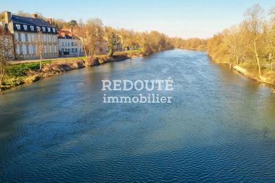 Maison d'architecte - 413 m² - 7 pièces