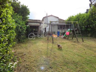 Longère - 97 m² - 6 pièces