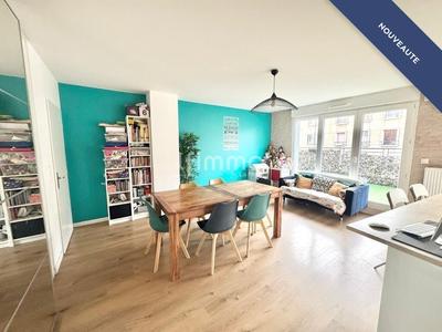 Appartement - 96 m² - 5 pièces