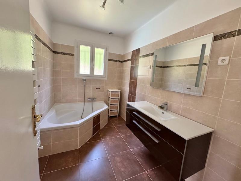 Maison - 149 m² - 5 pièces