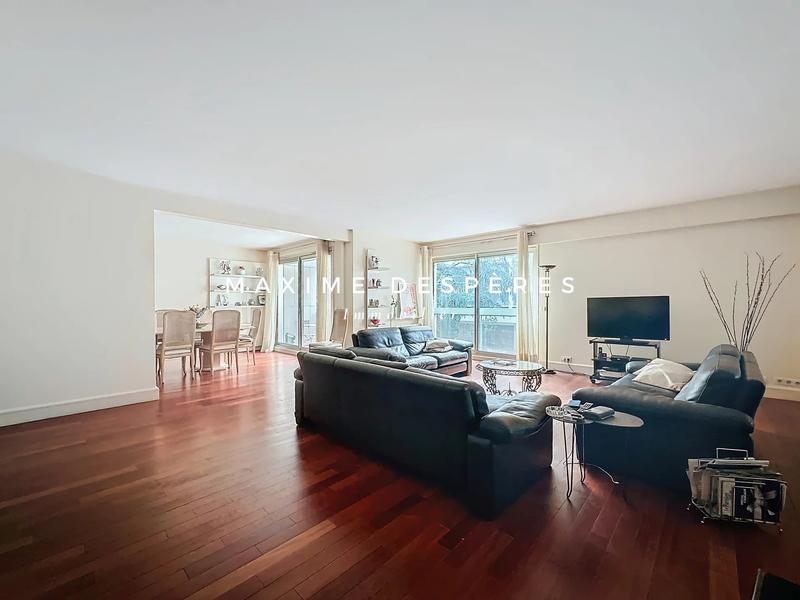 Appartement - 138 m² - 5 pièces