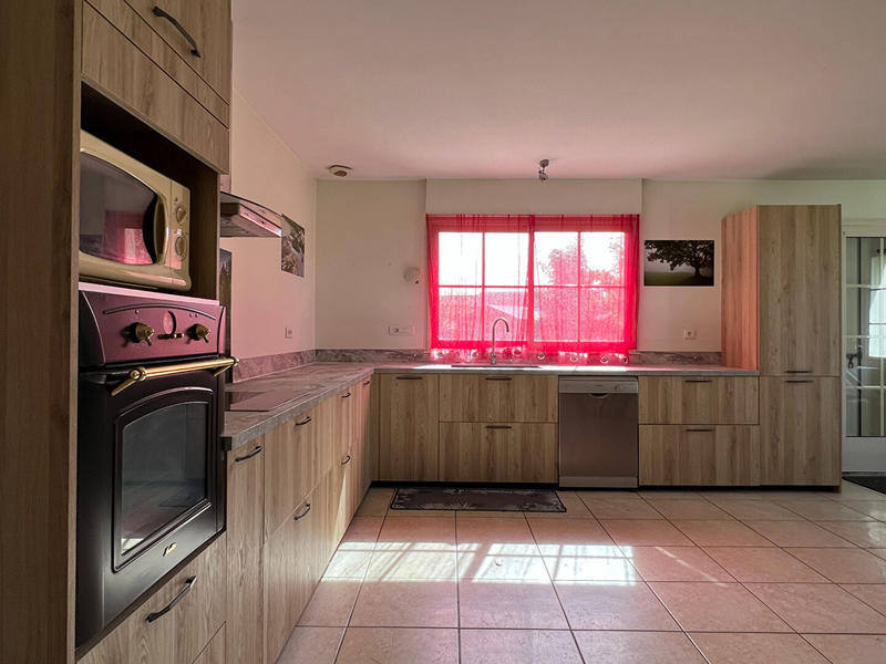 Maison - 213 m² - 4 pièces