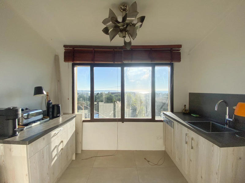 Villa - 250 m² - 6 pièces