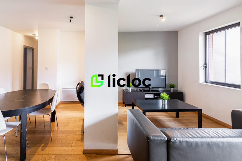 Appartement - 118 m² - 6 pièces