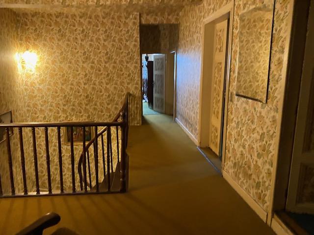 Maison - 280 m² - 6 pièces