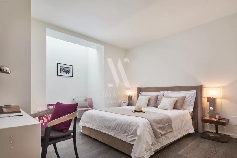 Villa - 330 m² - 7 pièces