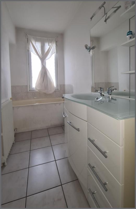 Maison - 95 m² - 8 pièces