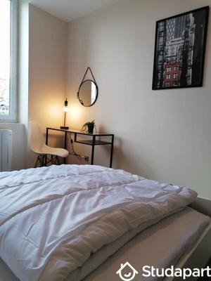 Chambre - 11 m² - 1 pièce