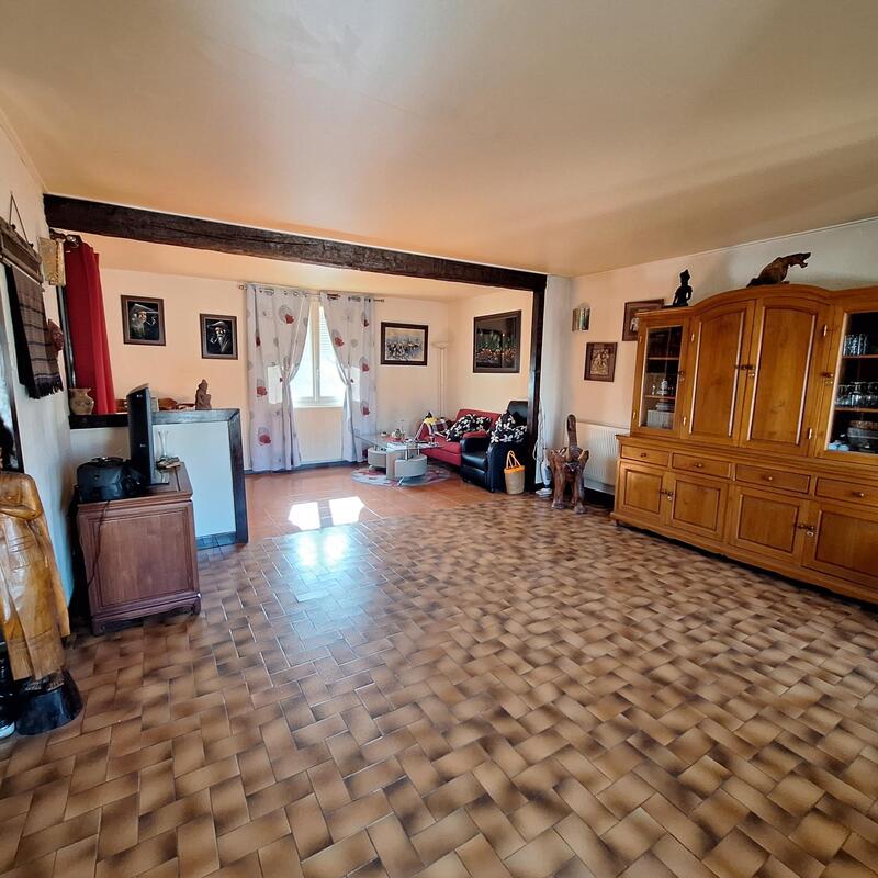 Maison - 82 m² - 5 pièces