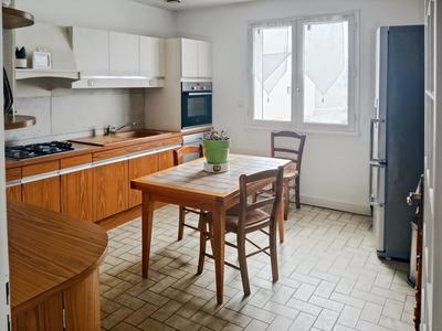 Maison - 98 m² - 3 pièces