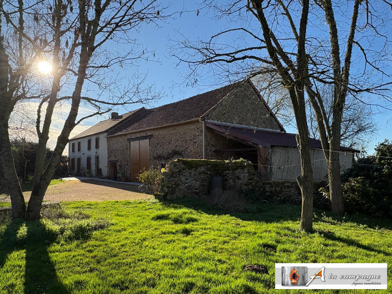 Maison ancienne - 151 m² - 7 pièces