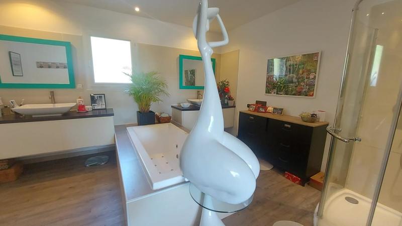 Villa - 166 m² - 5 pièces