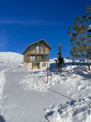 Châlet - 200 m² - 8 pièces