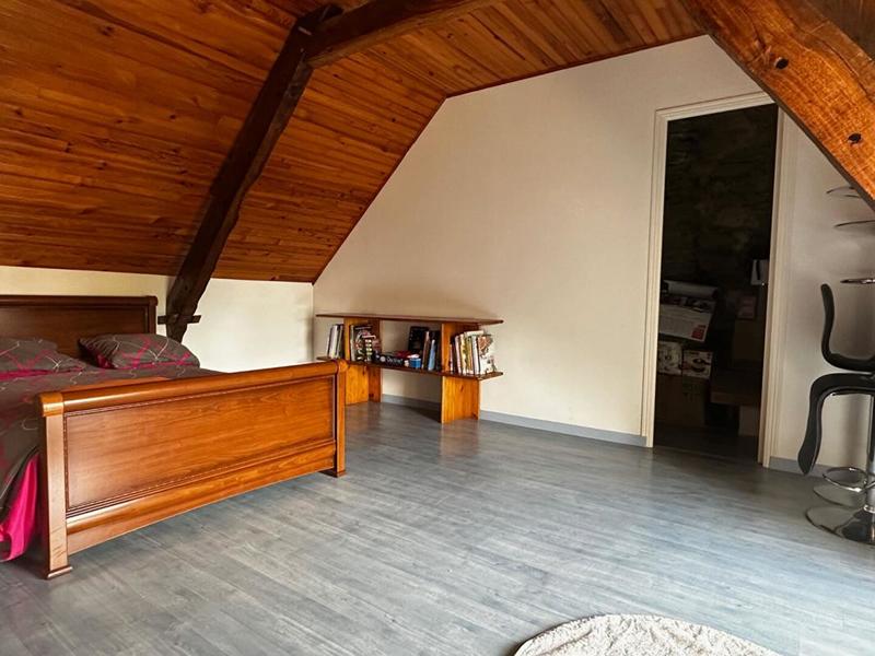 Maison - 110 m² - 6 pièces