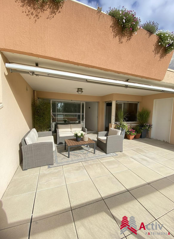 Appartement - 120 m² - 6 pièces