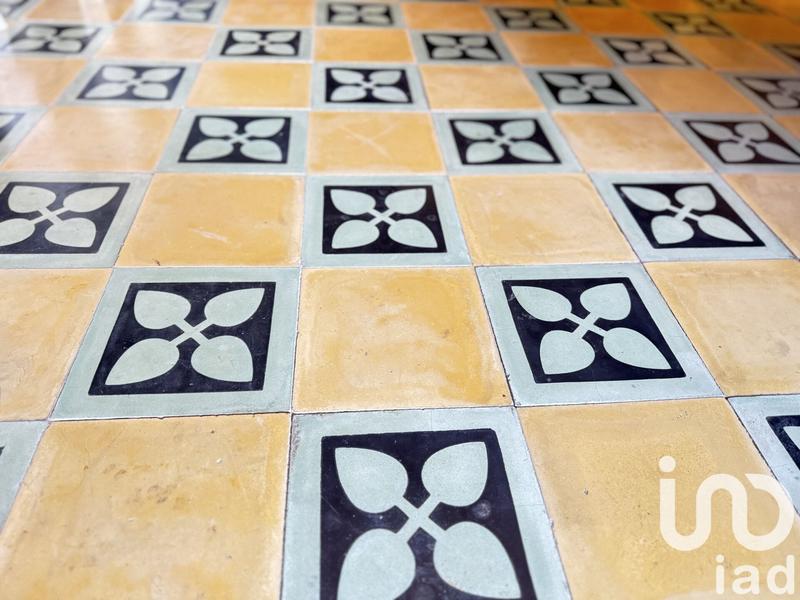 Châlet - 240 m² - 10 pièces