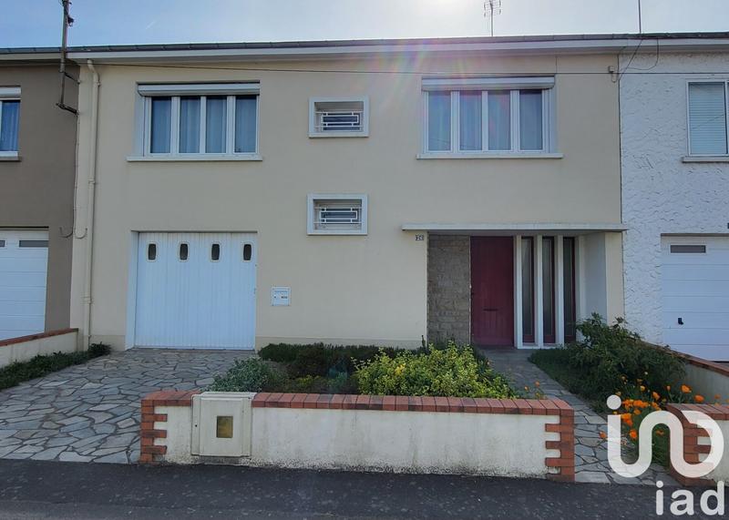 Maison - 93 m² - 5 pièces