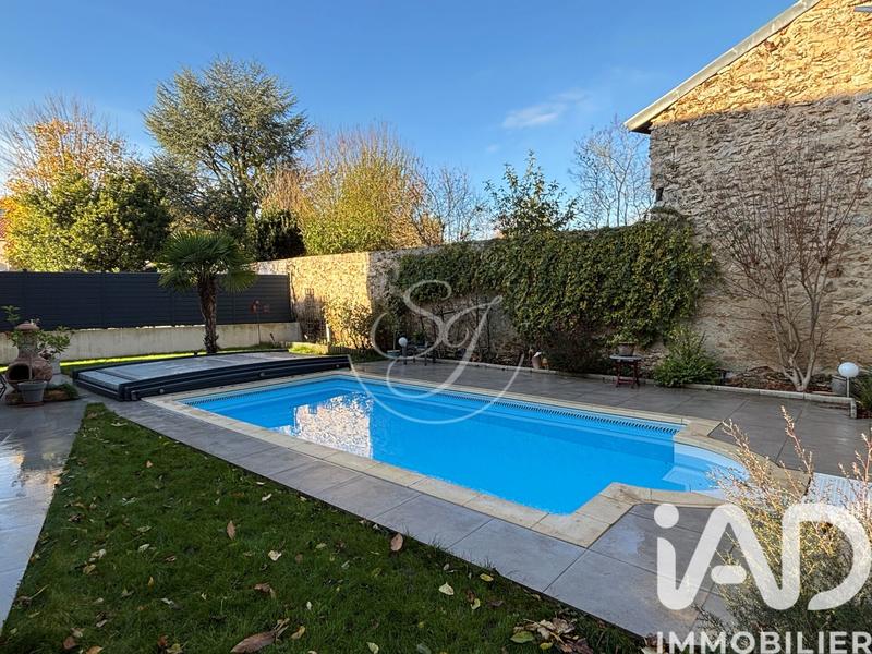 Maison - 152 m² - 7 pièces