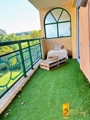 Appartement - 75 m² - 3 pièces