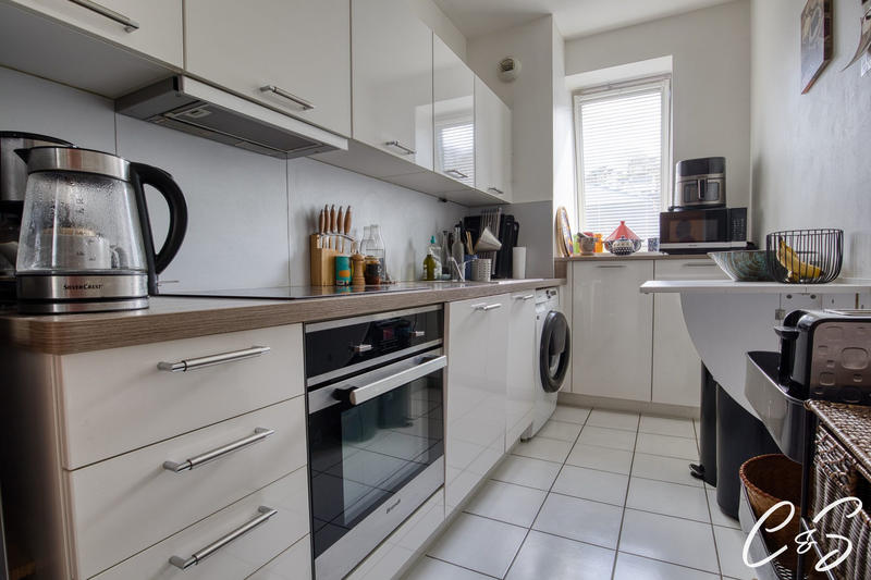 Appartement - 81 m² - 3 pièces