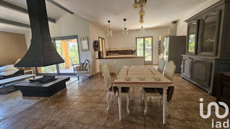 Maison - 158 m² - 5 pièces