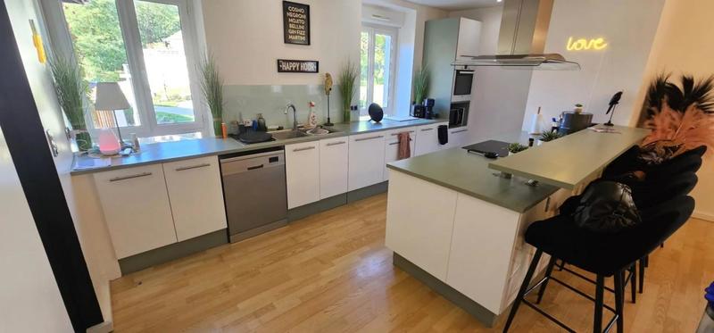 Maison en pierre - 190 m² - 6 pièces