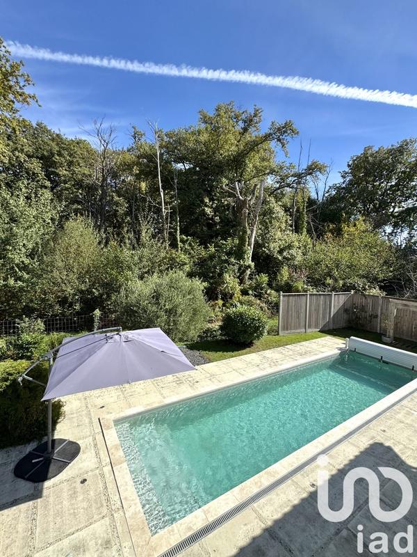 Maison - 225 m² - 6 pièces