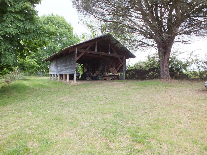 Maison - 261 m² - 9 pièces