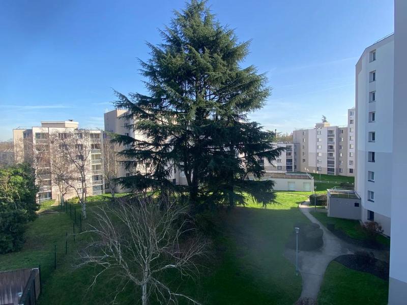 Appartement - 77 m² - 3 pièces