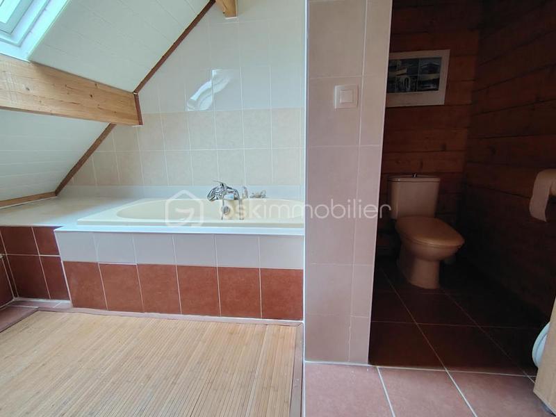 Maison de bois - 110 m² - 6 pièces