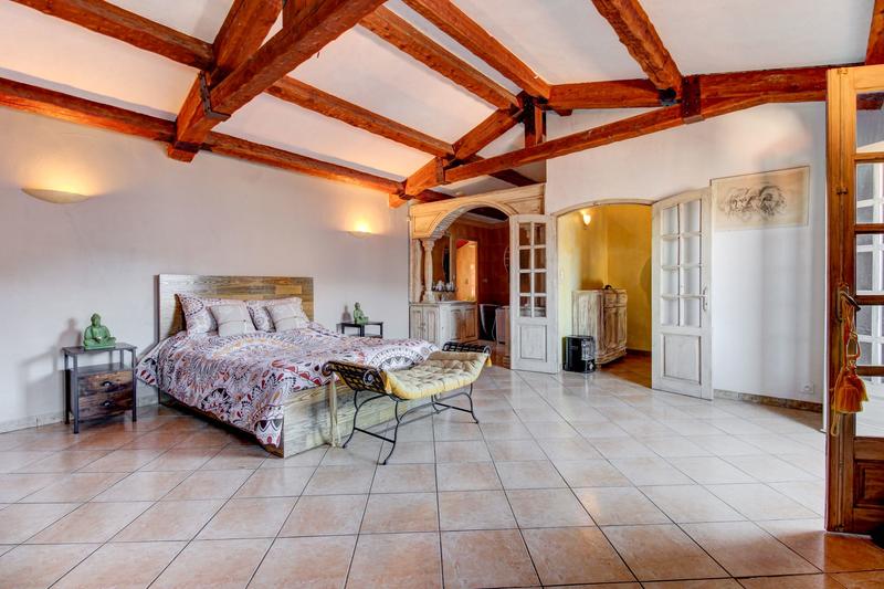 Maison - 165 m² - 5 pièces