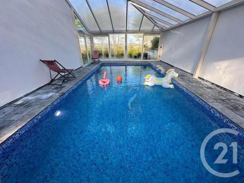 Maison - 179 m² - 7 pièces