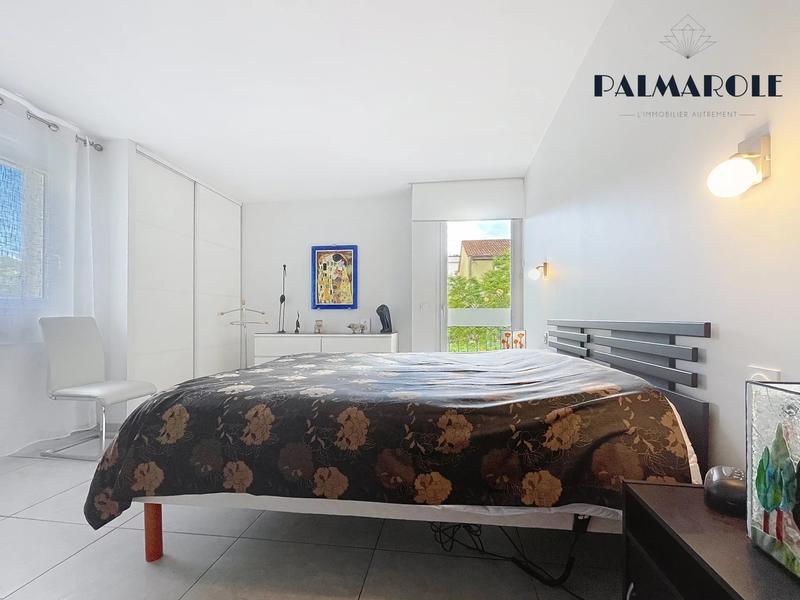 Appartement - 110 m² - 3 pièces