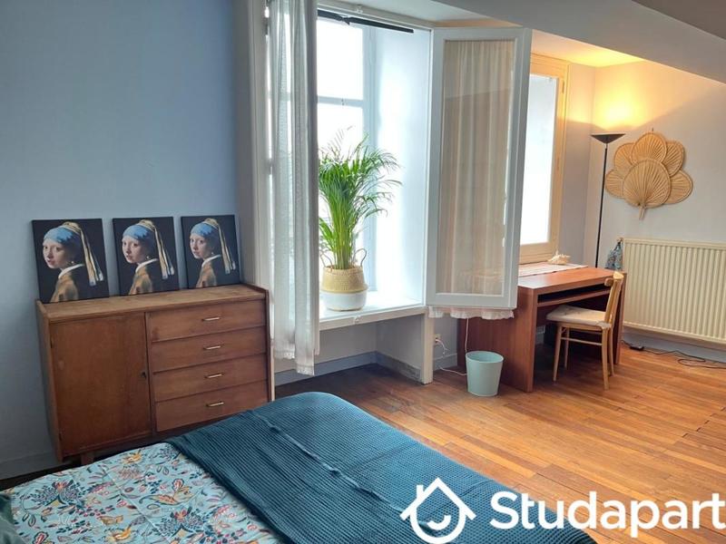 Chambre - 9 m² - 1 pièce