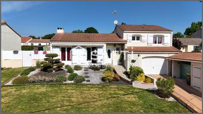 Maison - 160 m² - 6 pièces