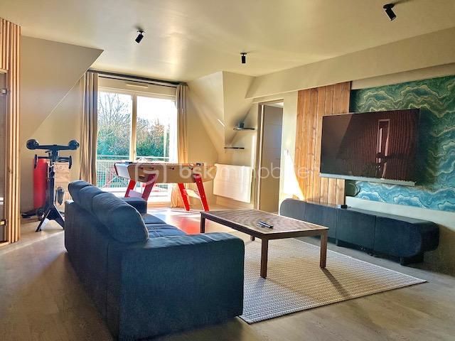 Maison - 199 m² - 6 pièces