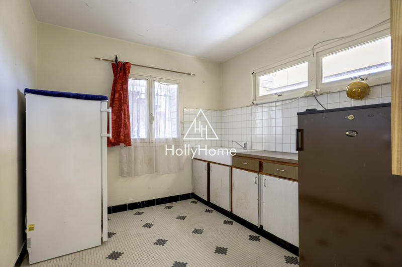 Maison - 170 m² - 8 pièces