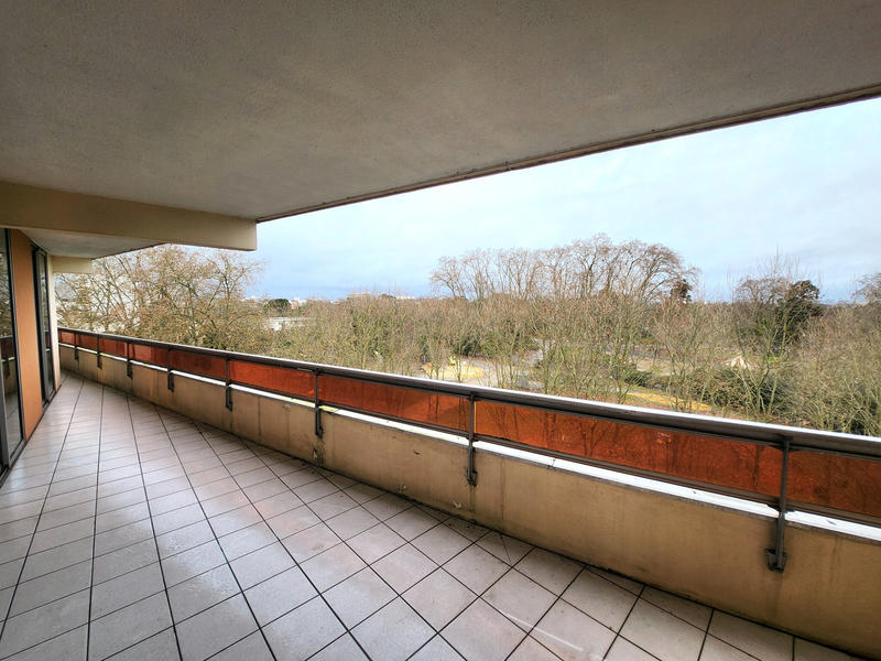 Appartement - 148 m² - 5 pièces