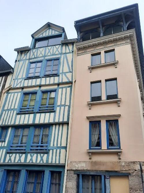 Appartement ancien - 124 m² - 5 pièces